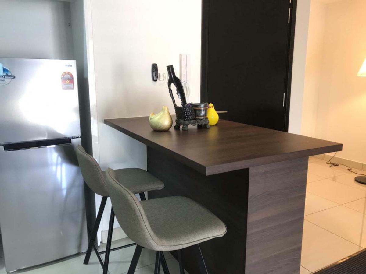 Almas Puteri Harbour Appartement Nusajaya  Buitenkant foto
