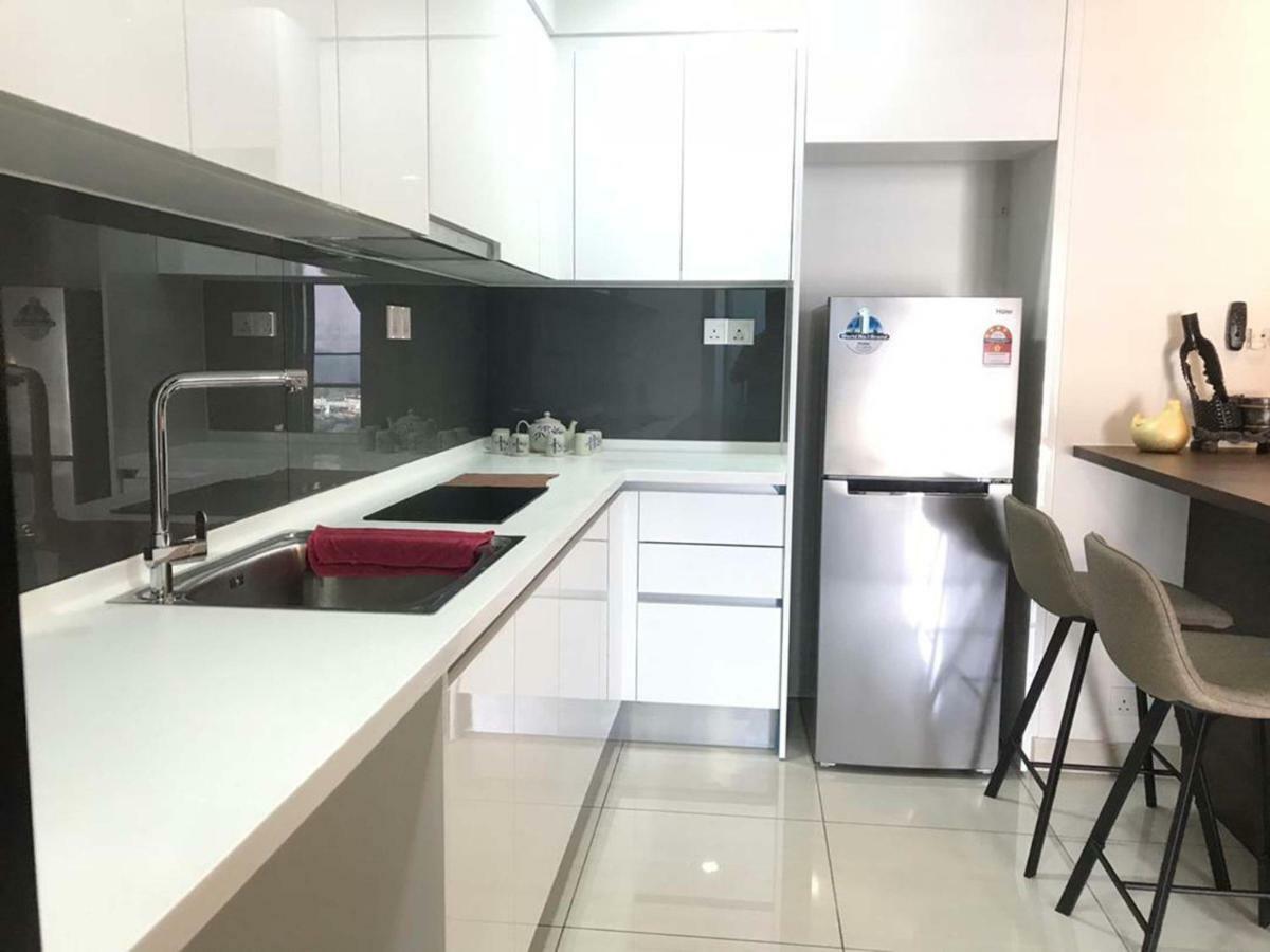Almas Puteri Harbour Appartement Nusajaya  Buitenkant foto